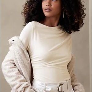 SHIRRED-WAIST TOP